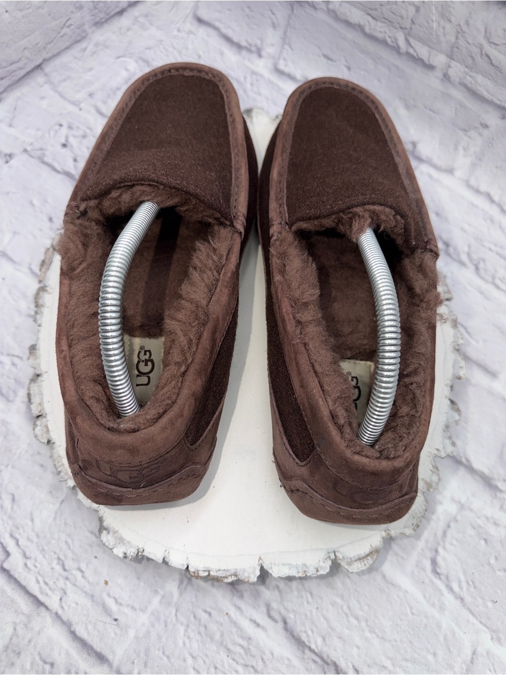 UGG Ascot Mens Espresso Brown Suede Moccasin Slippers Size 8 Sheepskin Lined - Picture 5 of 10